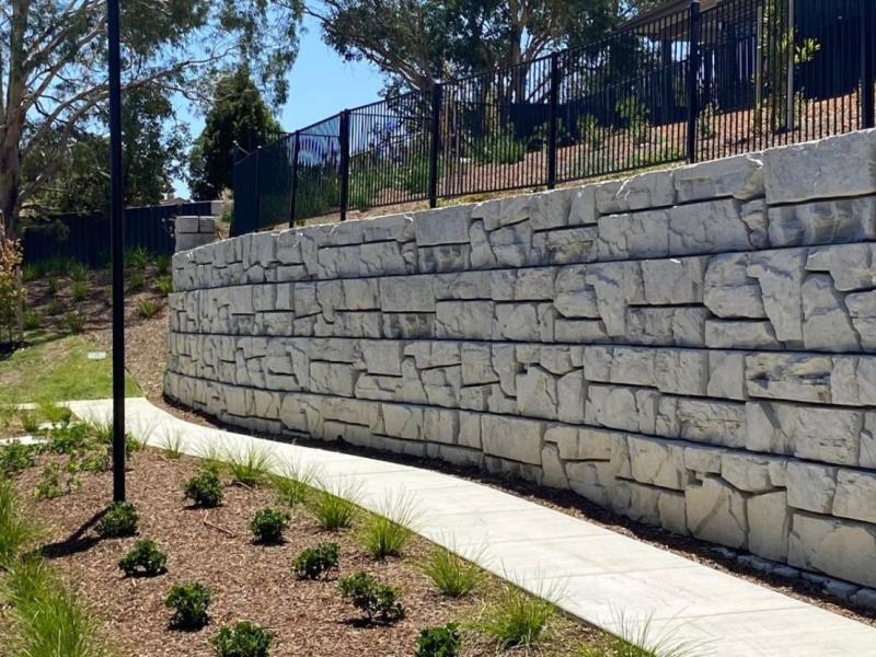 verti-block-retaining-wall-supports-expansion-of-gold-creek-retirement-village-case-study-1690x831px