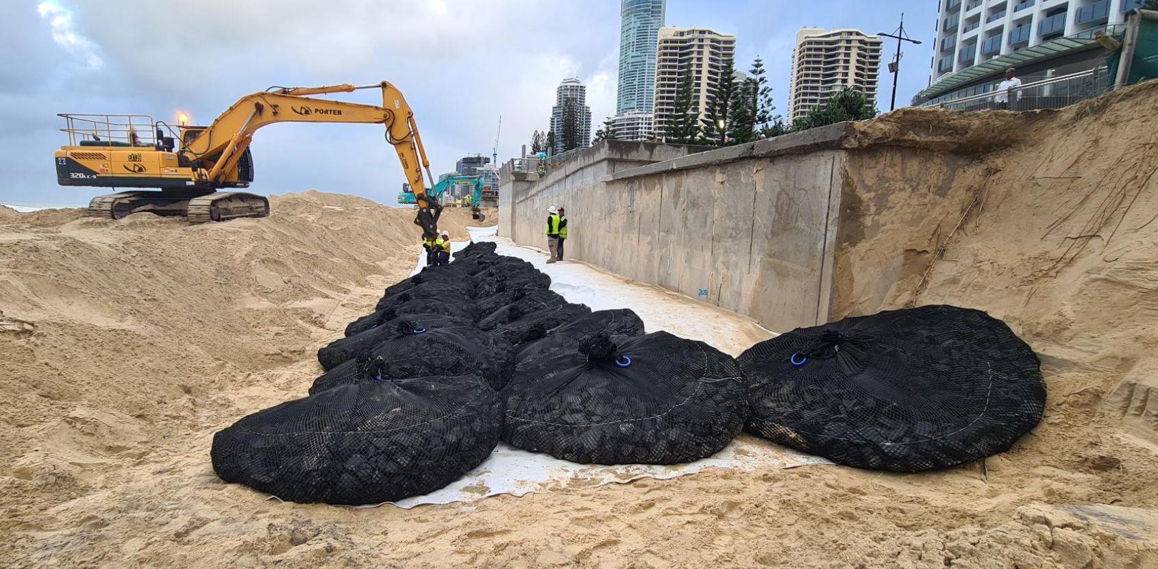 aquarockbag restores surfers paradise_1