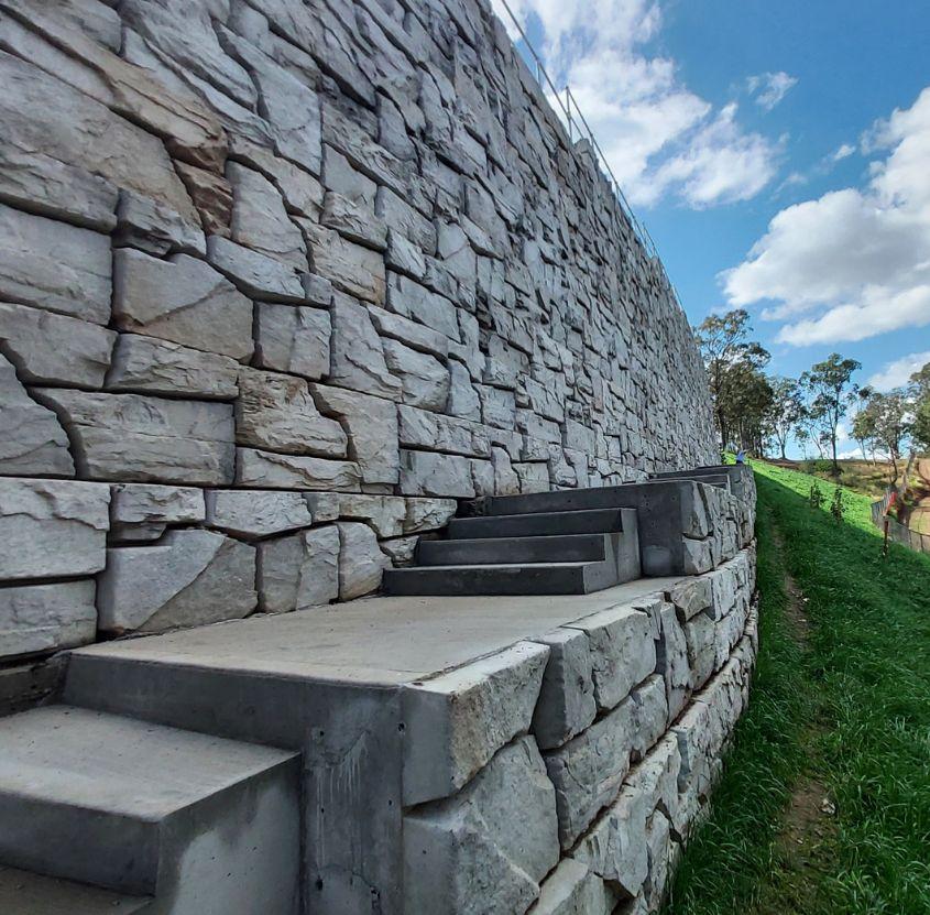 verti-block-retaining-wall-supports-road-widening-in-redbank-case-study-845X831-img2