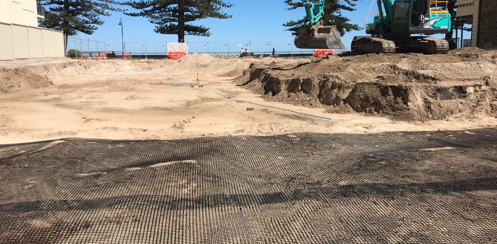 stabilised-piling-platform-tensar-ss-geogrid-glenelg-case-study-1690X831-img