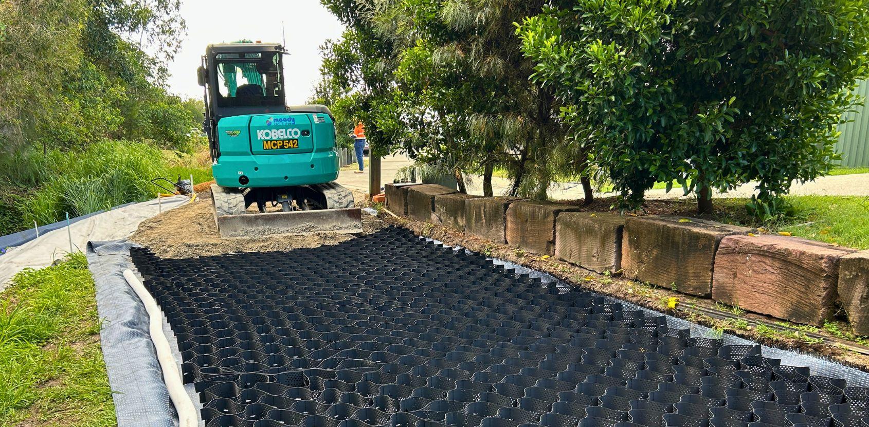 geosynthetics-strengthen-ningi-access-track-qld