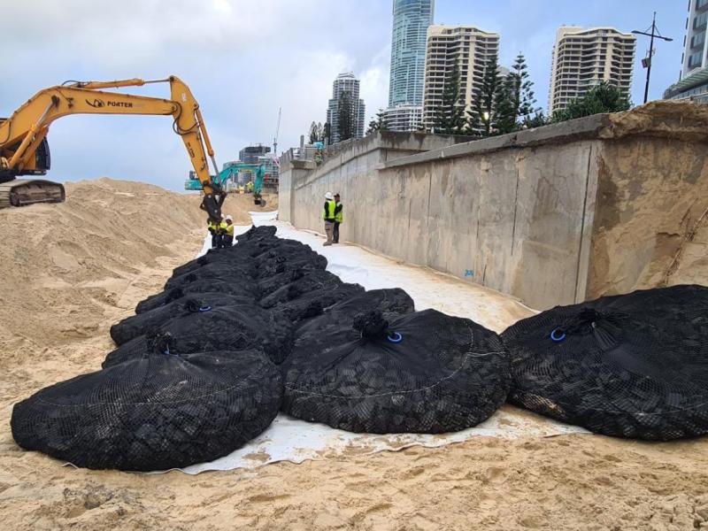 aquarockbag restores surfers paradise_1