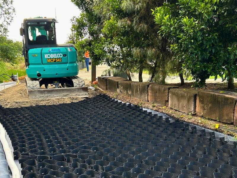 geosynthetics-strengthen-ningi-access-track-qld
